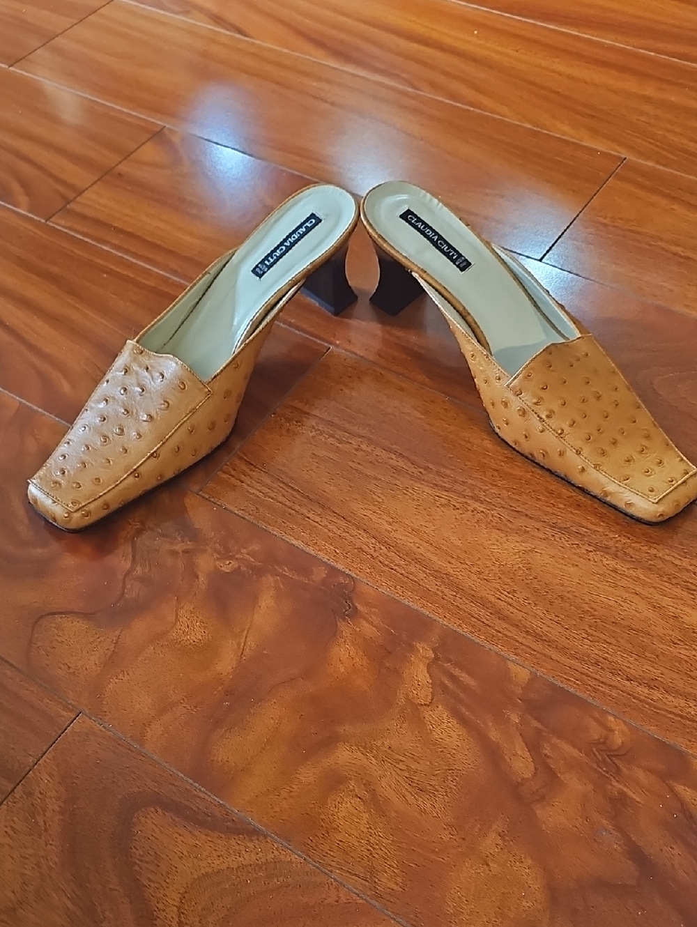 Claudia Ciuti Ostrich-Embossed Camel Leather Mules With Square Toe Sz 10 NWOT - Picture 6 of 12